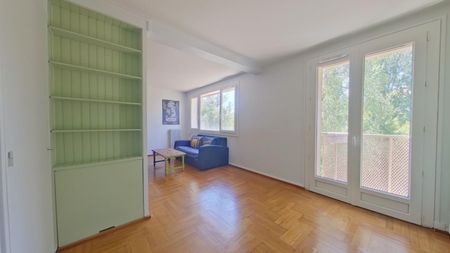 Location Appartement 3 pièces 66m² POITIERS 86000 - Photo 2