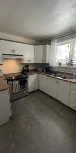 4 1/2 à pied de l'UdeS - Photo 3