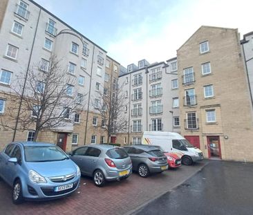 2 bed flat for rent in The Shore - Photo 6