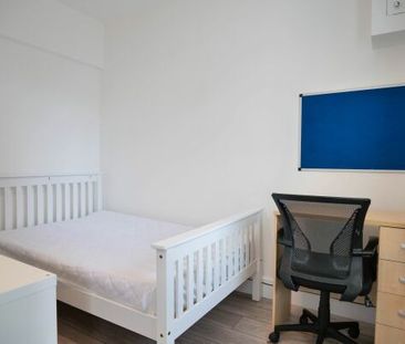 26 Arthur Street - Photo 2