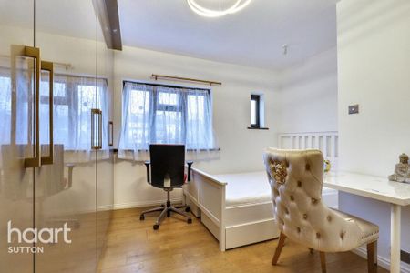 1 bedroom in a house share to rent - Photo 3