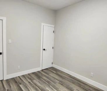 1155 Granville Street — 3-bedroom Unit - Photo 3