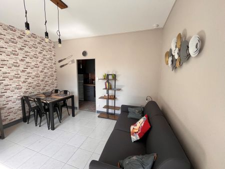 Location Appartement 2 pièces 31m² LES SABLES D OLONNE 85100 - Photo 5
