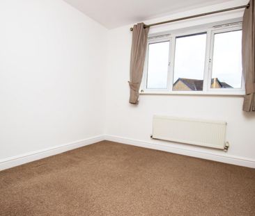 4 bedroom House To Let Total Size: 1716 SQ FT - Photo 6