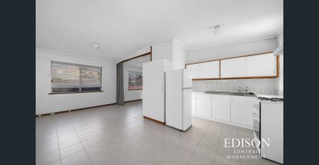 Modern & Convenient Living in the Heart of Palmyra - Photo 4