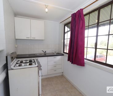 One Bedroom House - Photo 3