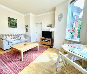 2 Bed Flat, The Hall, LS7 - Photo 1