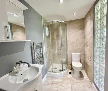 Studio to rent - Photo 6