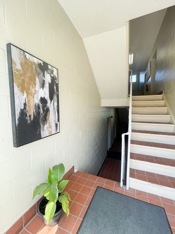 Elmwood Place Apartments - Photo 4