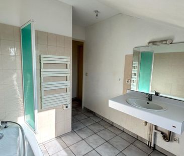 Location Appartement 2 pièces 51m² - Photo 2