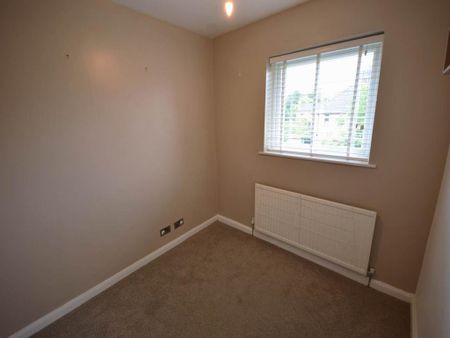3 bedroom semi-detached house to rent - Photo 5