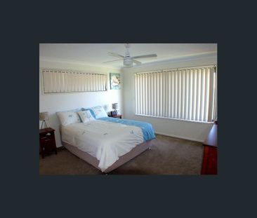 Modern Home With All The Extras - Photo 4