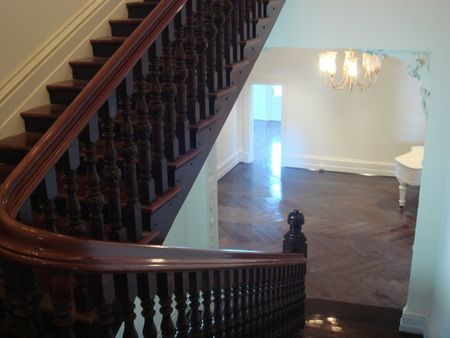 6/83 Queens Road, Melbourne VIC 3004 - Apartment For Rent | Domain - Photo 5