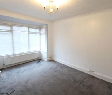 3 bedroom end of terrace house to rent - Photo 6