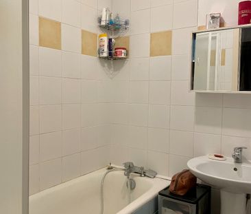 Location Appartement 2 pièces 49m² - Photo 2