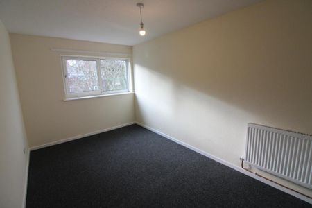 2 bedroom maisonette to rent - Photo 5