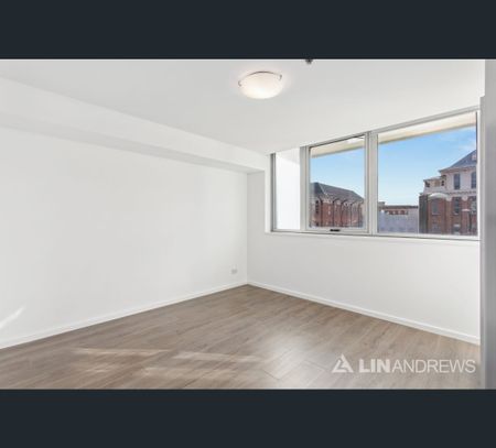 211/281-286 North Terrace, Adelaide, SA 5000 - Photo 2