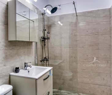 Sebastian - 13 Septembrie / Apartament in vila, la, parter, parcare - Photo 2
