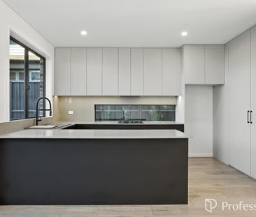 Brand New Luxury & Contemporary Home in Prime Location - Photo 3