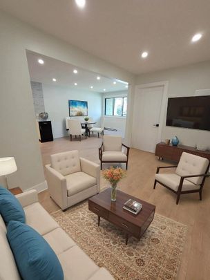216 Rue Lawrence, Longueuil, QC - Photo 1