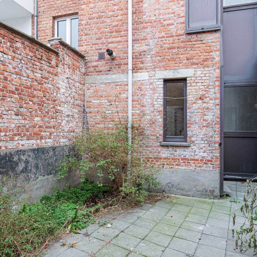 Gelijkvloers 1-slpk met buitenruimte in hartje Mechelen - Foto 1