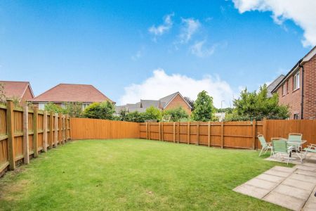 Oakland Way, Penymynydd, CH4 - Photo 2