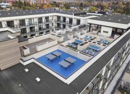 STUDIO AT FIVE CROSSINGS - Photo 2