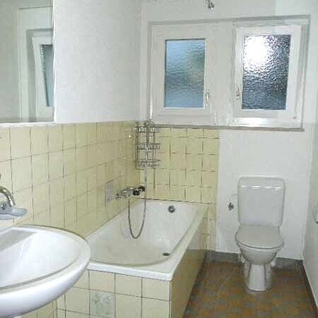 Beautiful 2.0-room apartment in Zurich-Seebach! - Photo 4