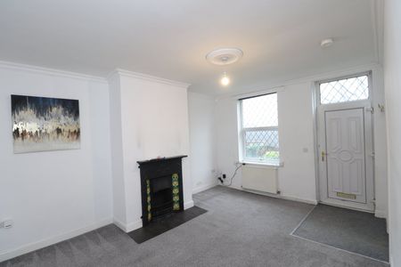 2 bedroom house to rent - Photo 2