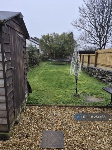 3 bedroom terraced house to rent - Photo 2