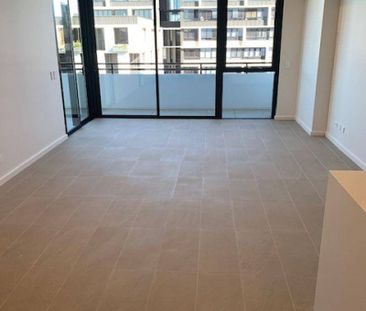 Brand New Smart Living Superb 2-bed Apartment - Photo 6