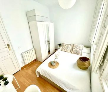 Calle de Toledo, Madrid, Community of Madrid 28005 - Photo 2