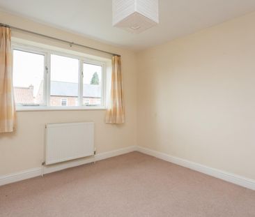 Manor Road, Easingwold, York YO61 - Photo 3