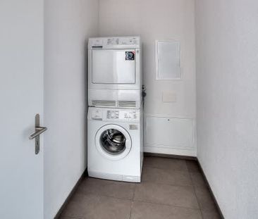 2.5 Zimmer, 89 m², 5. Stock - Photo 2