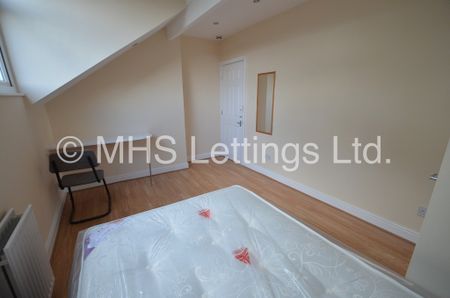 1 Bedroom Shared House for rent in High Cliffe - Photo 3