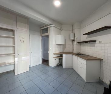 Location Appartement 3 pièces 80m² CHAMBERY 73000 - Photo 5