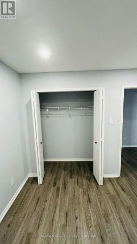 803 DEVERON CRESCENT W - Photo 5