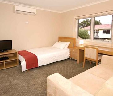 Room 10 (Non Ensuite) - Photo 5