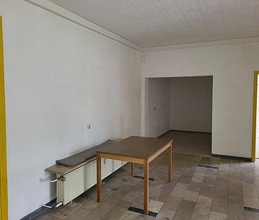 Helle 2 Zimmer Wohnung (Hochpaterre) zur Miete mit Balkon in ruhige... - Photo 1