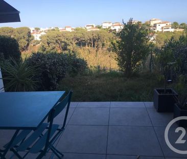 Location Appartement 1 pièce 26m² ST LAURENT DU VAR 06700 - Photo 5