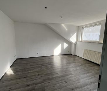 Bezugsfertige 2-Zimmer-Wohnung imit Balkon in Plettenberg - Photo 2