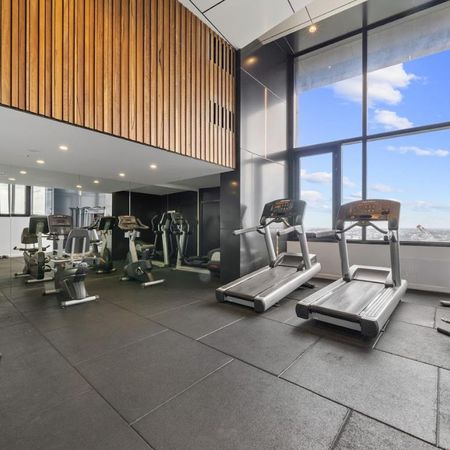 Stunning 2-Bedroom Apartment in the Heart of Brisbane City! - Photo 5