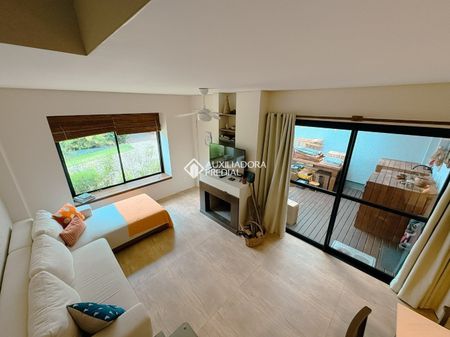 Sobrado com 2 quartos e 92m² para alugar em Panoramico, Garopaba. - Foto 2