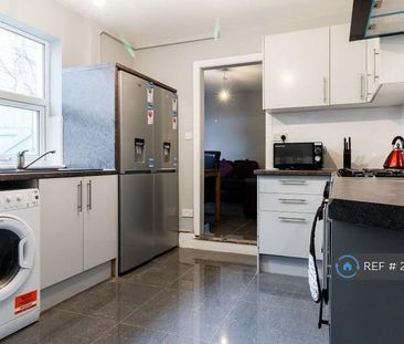 1 bedroom in a house share to rent - Photo 5