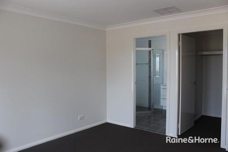 17a Kaputar Close, Tamworth, NSW 2340 - Photo 5