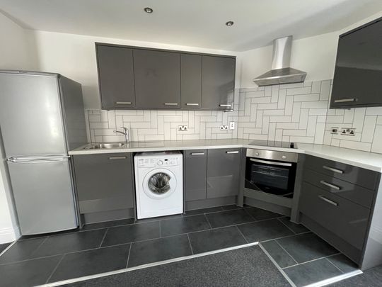 2 bedroom apartment to rent Wilmington Square, Eastbourne, BN21 - Photo 1