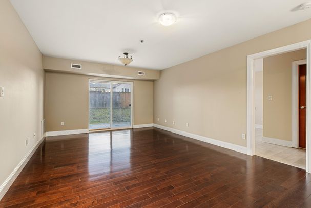 For Lease - 539 Armstrong Road Unit# 418, Kingston, Ontario - Photo 1