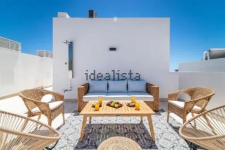 Alquiler de chalet adosado en Calle e - Photo 4