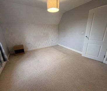 3 bedroom end of terrace house to rent - Photo 6