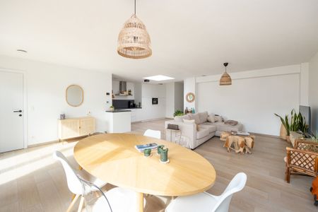 Luxueus gelijkvloers appartement met tuin en garage te huur in het centrum van Westmalle! - Photo 2